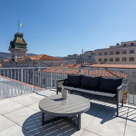 Vis A Vis Apartments Триест Экстерьер фото