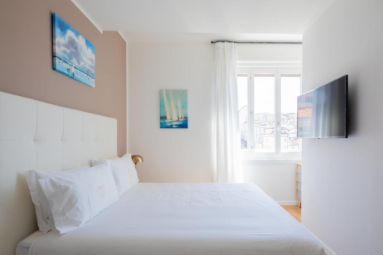 Vis A Vis Apartments Триест Экстерьер фото